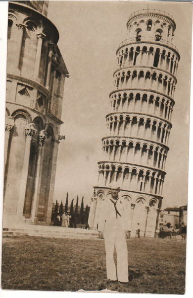 Huyler Perry and Leaning Tower of Pisa - 1950.png