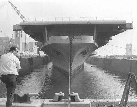 Leyte-Bayonne-Drydock-1970-September